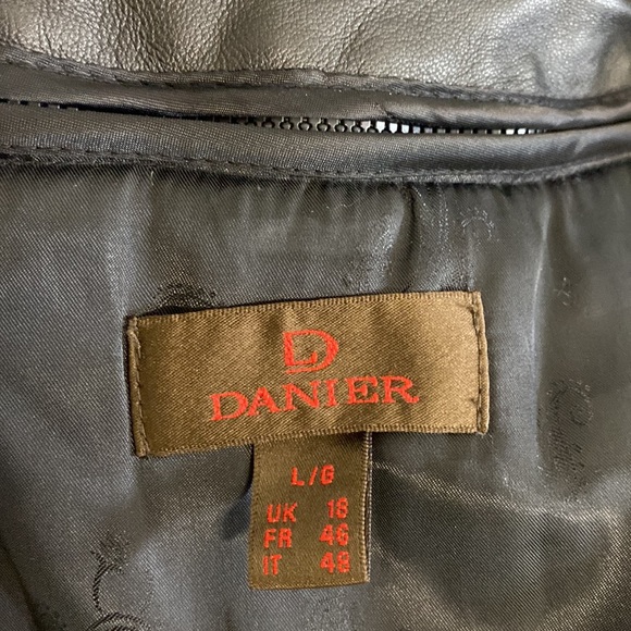 SOLD Danier black leather coat - Picture 10 of 11